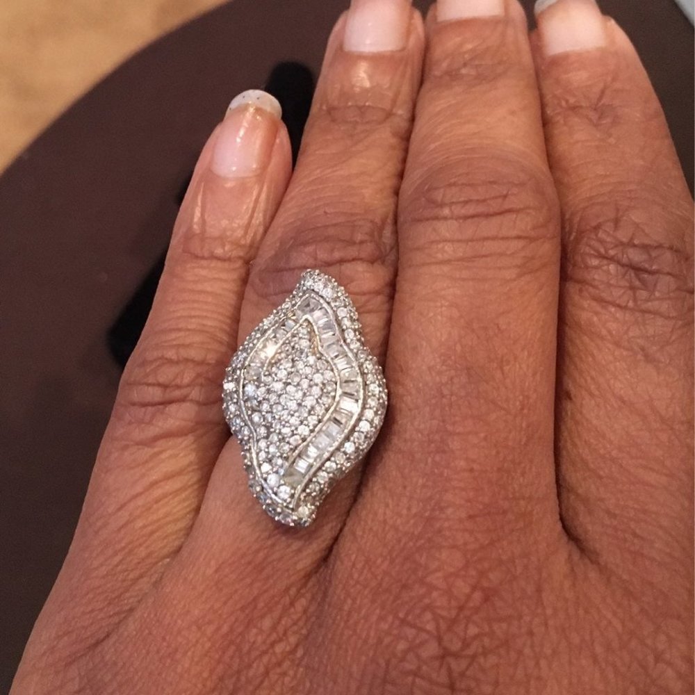 CYBER SALE 🦋925 STERLING SILVER STATEMENT CZ RING